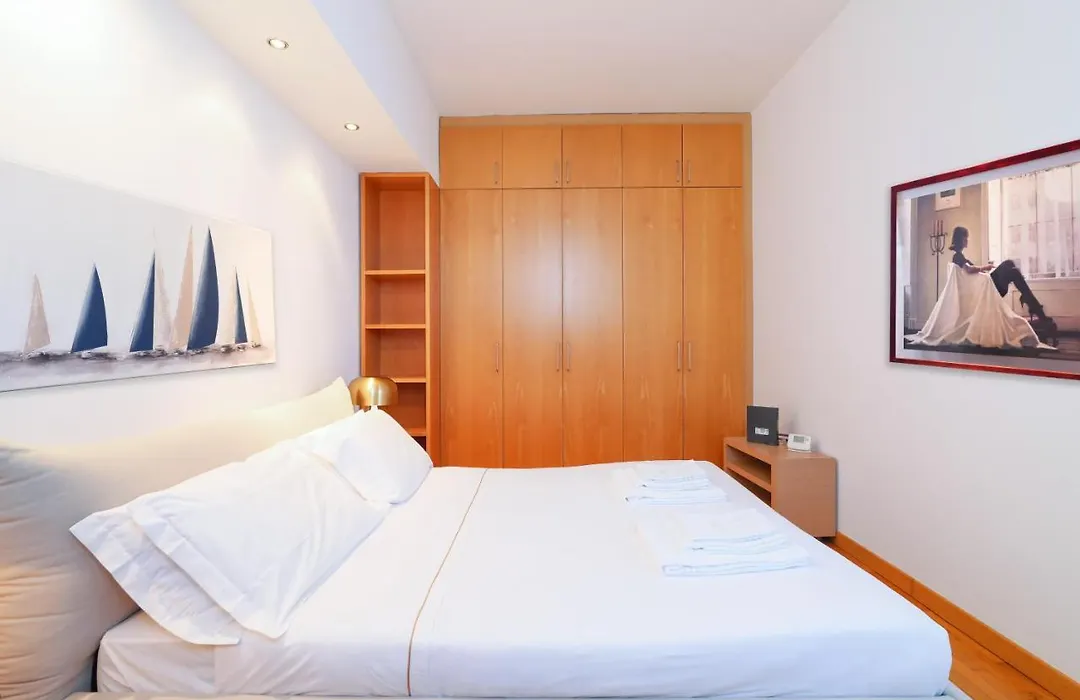 Duomo Luxury Apartment VIII-1